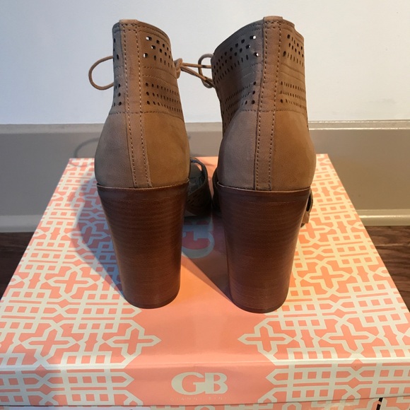 Gianni Bini Heels - Picture 4 of 7